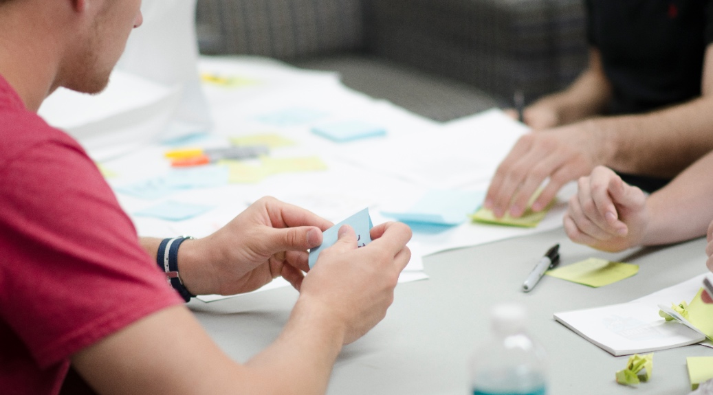 The social workplace (StartupStockPhotos)