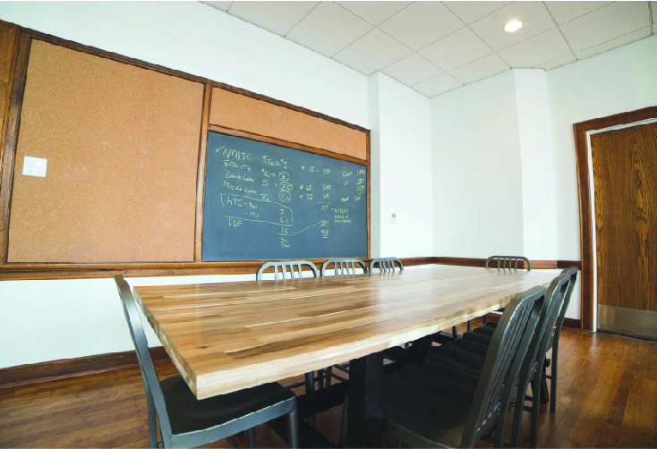 plexpod classroom with chalkboard