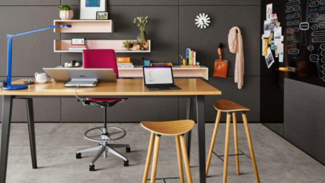 Daily Digest   A   T