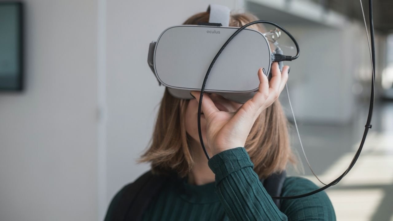 Is VR the Future of Corporate Training?