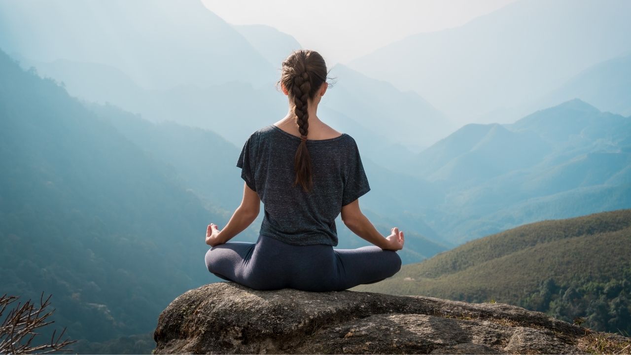 How Meditation Helps Reduce Remote Work Stress