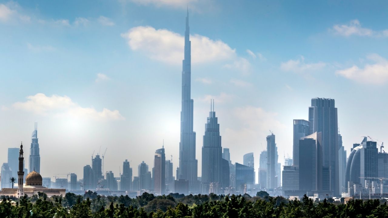 The UAE Government Introduces A Shorter Work Week