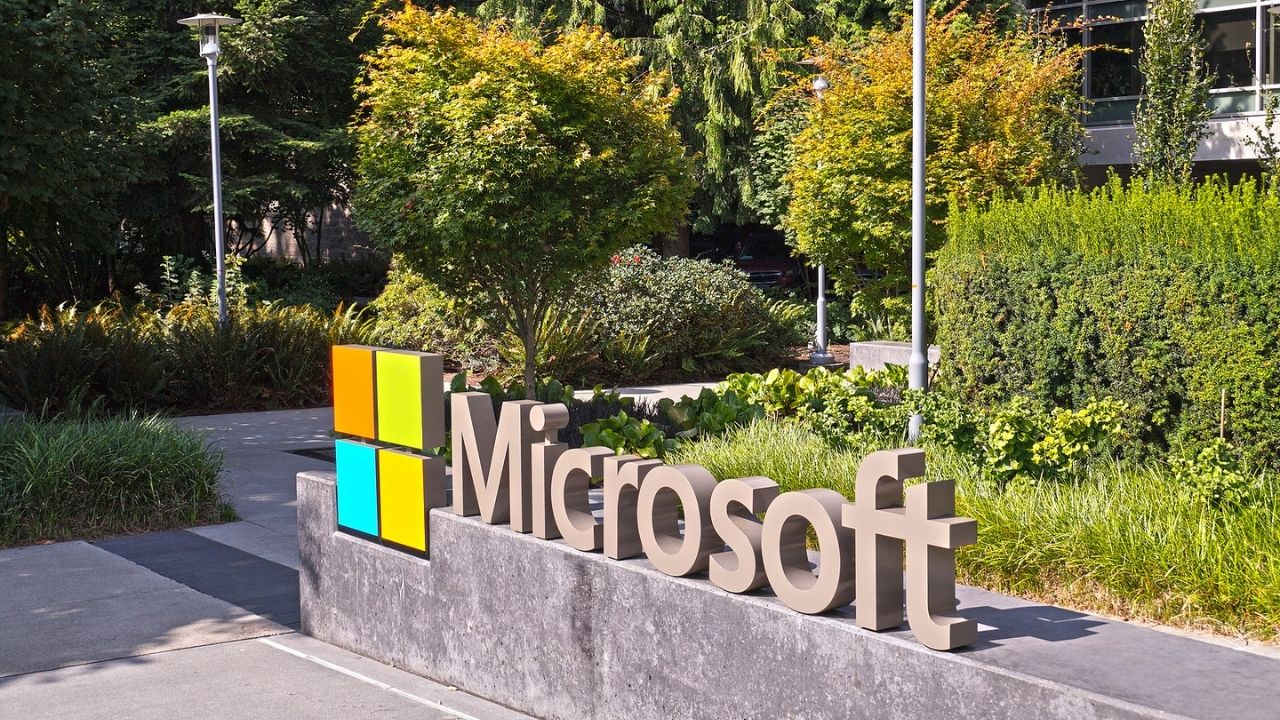 Microsoft To Reopen Offices By The End Of February