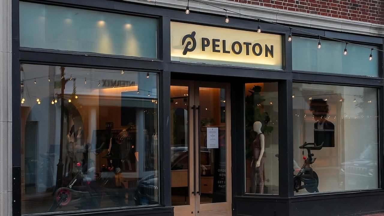 Peloton Will Lay Off Its Workforce Following Plummeting Valuation