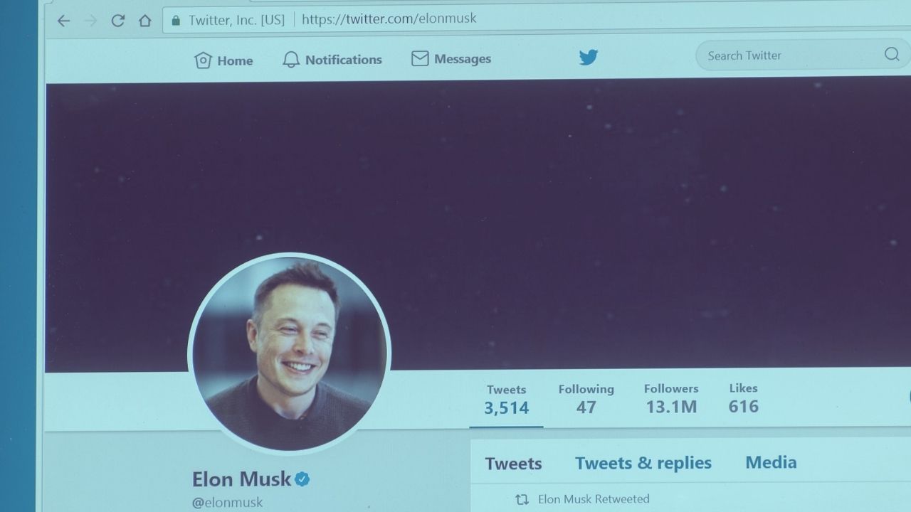 Elon Musk is sued by shareholders over delay in disclosing Twitter stake