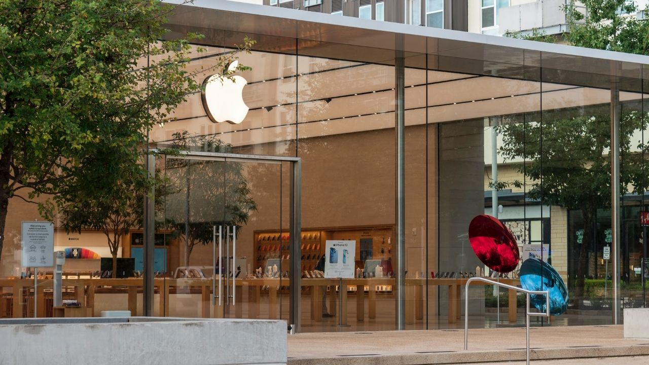 Unionization Permeates As Apple Employees Begin Collecting Signatures