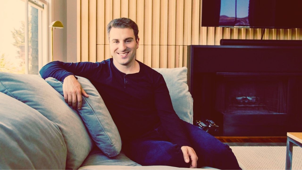 Airbnb CEO Says Companies Are “At A Disadvantage” If They Oppose Remote Work