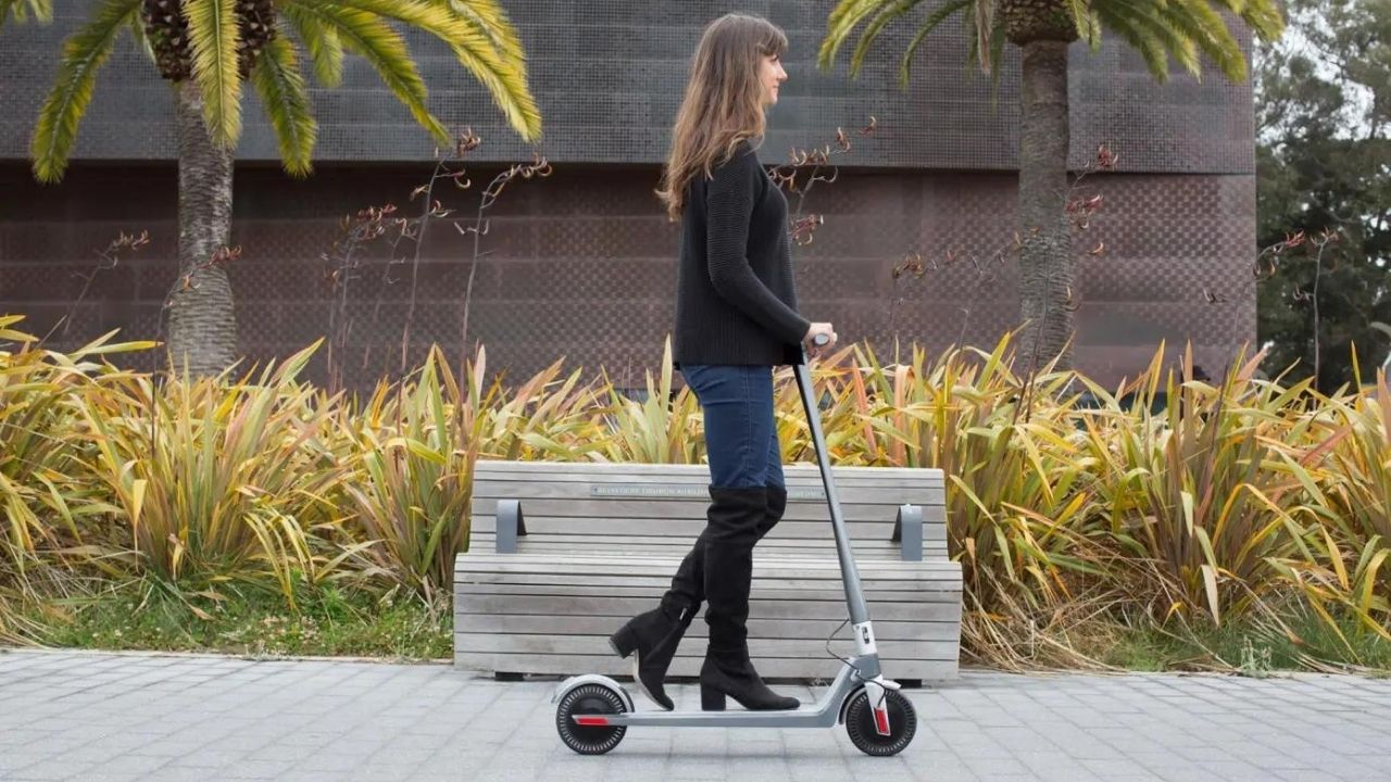 How This E-Scooter Company Is Expanding Its Services
