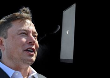 Elon Musk threatens to scrap Twitter deal over breach of agreement