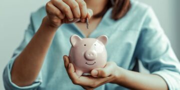 Why Nearly Half Of Hourly Workers Have No Emergency Savings