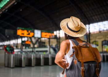 Spain Proposes Digital Nomad Visa to Attract Remote Workers
