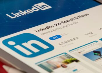Former Goldman Sachs Employees Are Turning To LinkedIn For New Opportunities