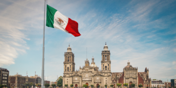 Mexico's Bold Move: Rethinking the Workweek to Revolutionize Latin American Work Culture