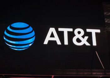AT&T’s Great Return: Over 60,000 Managers Summoned Back to Office