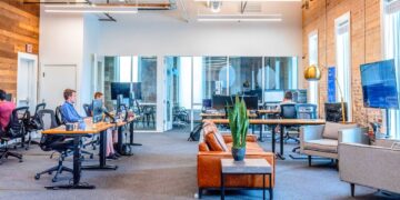 IWG Pounces As WeWork Collapses