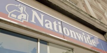 U.K.’s Nationwide Calls Over 10,000 Employees Back to The Office