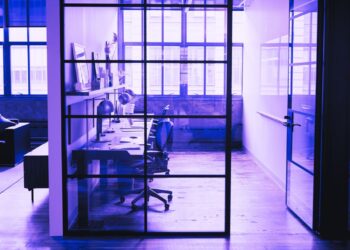 Majority of CEOs are Abandoning the Full-Time Office Push