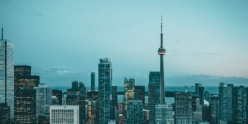 Toronto Office Vacancy Rate Hits 28-Year High, Worst Among Major Canadian Cities