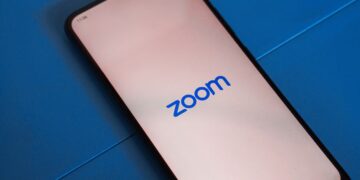 Zoom Cuts Jobs While Prioritizing AI and Collaborative Tech