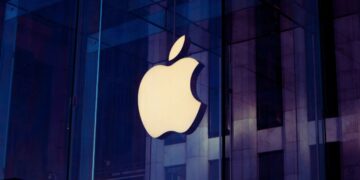 Apple Faces Major Gender Pay Discrimination Lawsuit