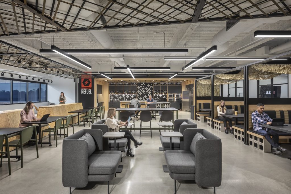 5.11 Tactical Office in Costa Mesa. Image courtesy of Hendy.