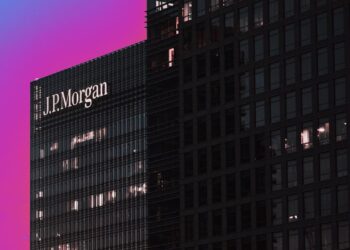 JPMorgan Adopts AI to Streamline Tasks for 60,000 Employees