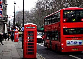 U.K. Pay Increases Drop To Two-Year Low