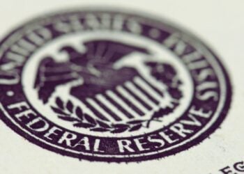 Fed Slashes Interest Rate as Focus Shifts to Employment Challenges