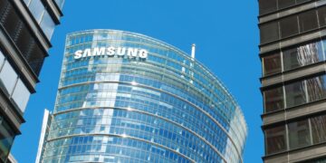 Samsung To Cut Up to 30% of Overseas Staff by End of 2024