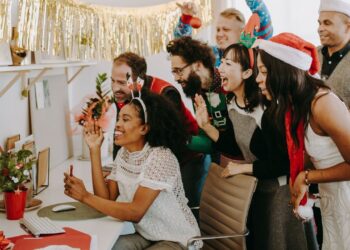 12 Seasonal Event Ideas To Boost Engagement In Your Coworking Space