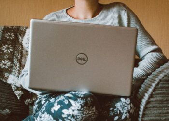 Dell and Flight Centre Push for Full-Time Office Return Amid Worker Resistance