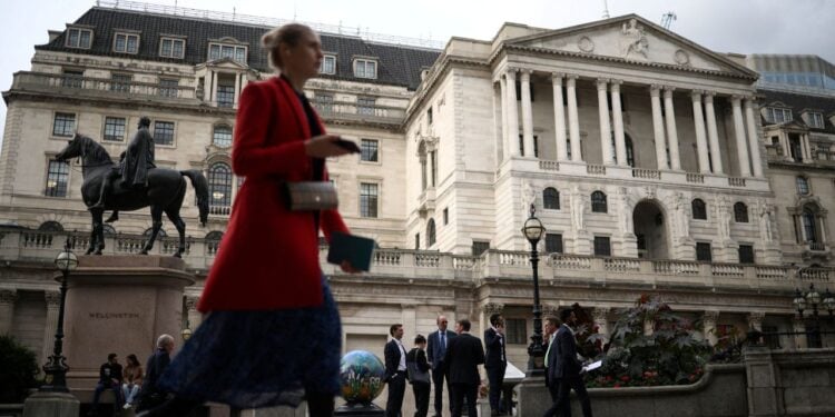 Female Representation In U.K. Executive Roles Backslides, Dips To 32%