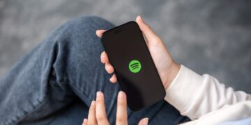 Spotify Maintains Flexible Work Policy Amid Industry Return-to-Office Pressure