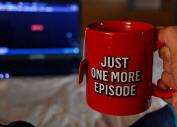 Why You Need To Stop Watching Netflix And Working (At The Same Time)