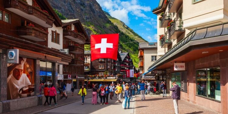 Swiss Employers Warn About Risks Of Immigration Restrictions Amid EU Trade Talks