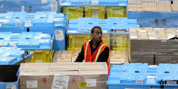 Amazon To Improve Worker Safety After Settling OSHA Injury Claims