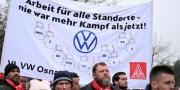 Volkswagen's “Christmas Miracle” Deal Prevents Strikes But Cuts 35,000 Jobs