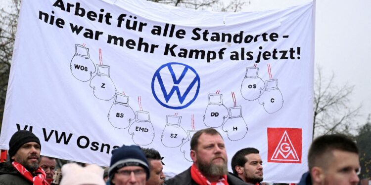 Volkswagen's “Christmas Miracle” Deal Prevents Strikes But Cuts 35,000 Jobs