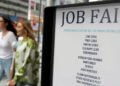 New U.S. Unemployment Claims Fall to Eight-Month Low