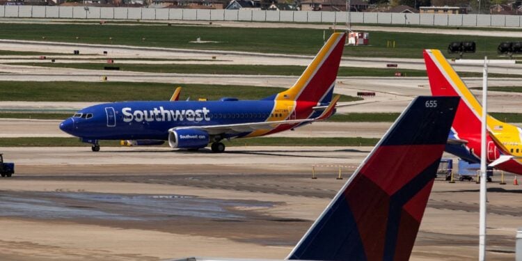 Southwest Cuts 15% Of Corporate Jobs To Save $210 Million