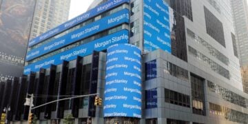 Morgan Stanley To Lay Off 2,000 Employees This Month