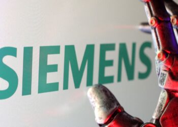 Siemens Cuts 5,600 Jobs as Weak Demand Hits Digital Industries