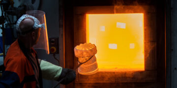 EU Arms Makers Can’t Hire Fast Enough Amid Record Military Spending