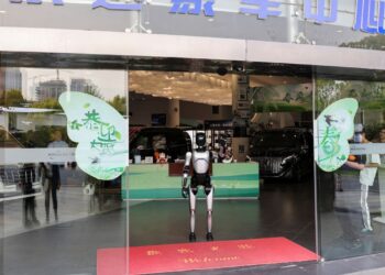 Can AI-Trained Humanoid Robots Solve China’s Labor Crisis — And Lead The Future Of Work