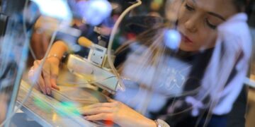 Australia Raises Minimum Wages By 3.5%