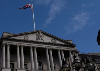 Economic Signals Point To Cooling U.K. Jobs Market As Central Bank Holds Rates