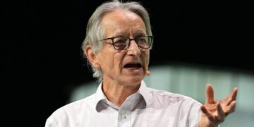 Godfather of AI Warns Only Skilled Healthcare Jobs Will Survive Automation