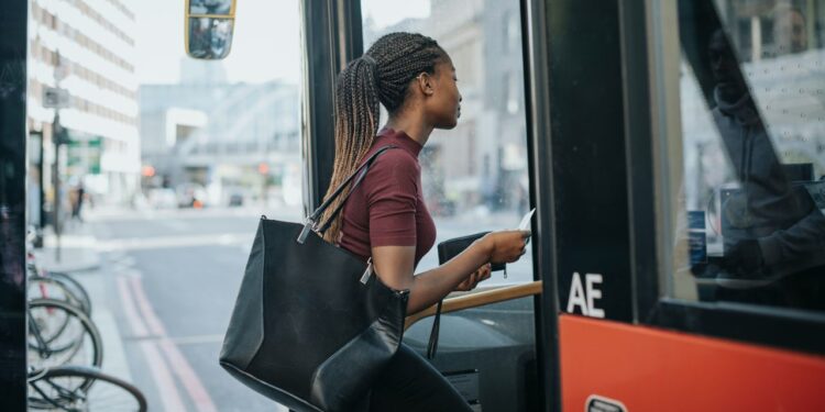 New IWG Research Reveals How To Seize Hybrid Advantage For Business Growth