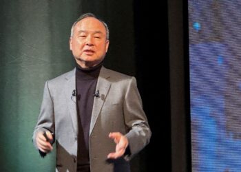 SoftBank’s Masayoshi Son Pitches $1 Trillion U.S. AI And Robotics Hub In Arizona