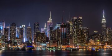 Top U.S. Office Towers Reach Over 90% Capacity On Peak Days